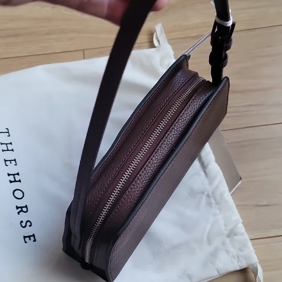 The Horse Dark Brown Leather Shoulder Bag - Picture 5 of 14